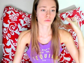 Amateur Webcam Teen Masturbates And Teases